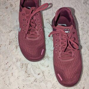 Men's size 11 Nike "Free RN" sneakers